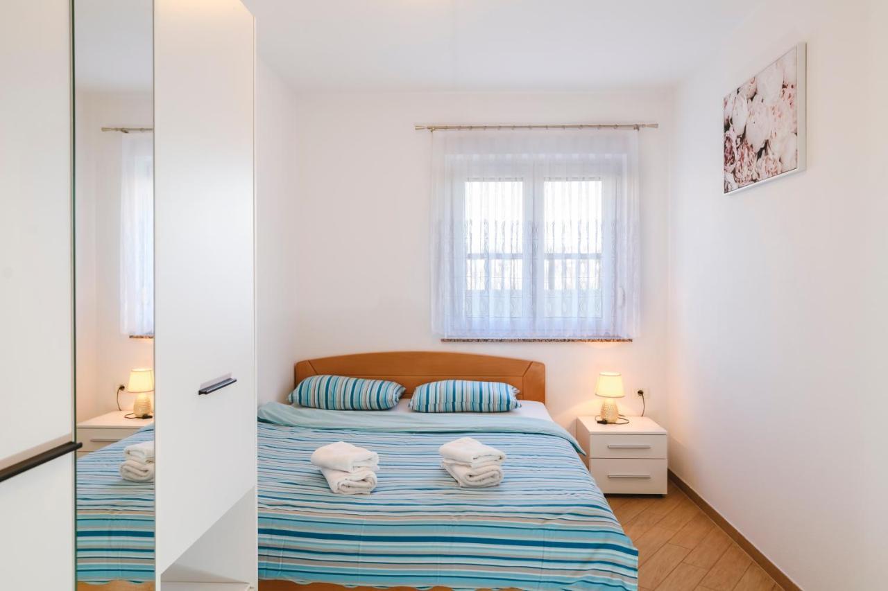 Apartments Mirela Копер Экстерьер фото